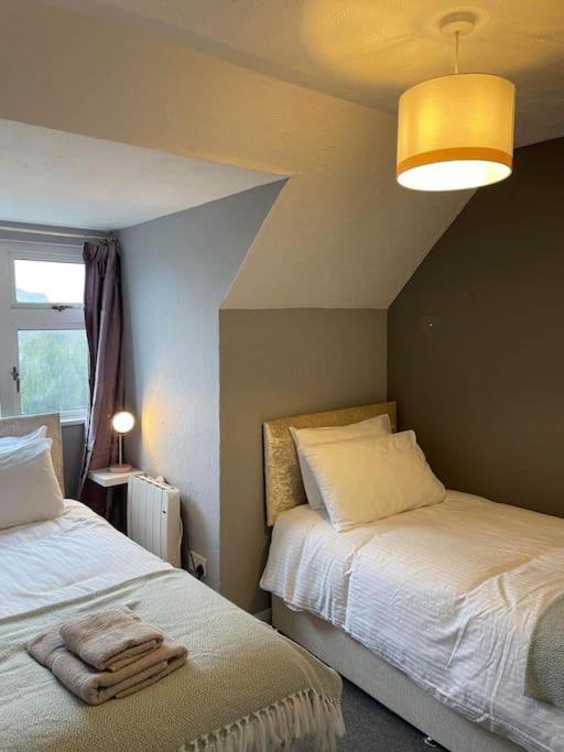 Faldouet 3 Bed Flat In Rock *