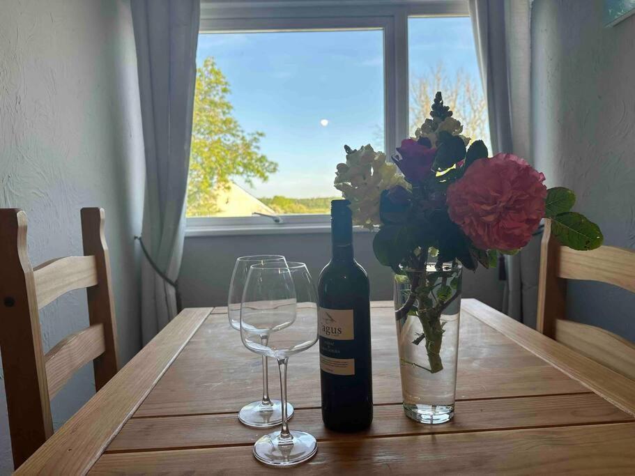 Faldouet 3 Bed Flat In Rock * Saint Minver