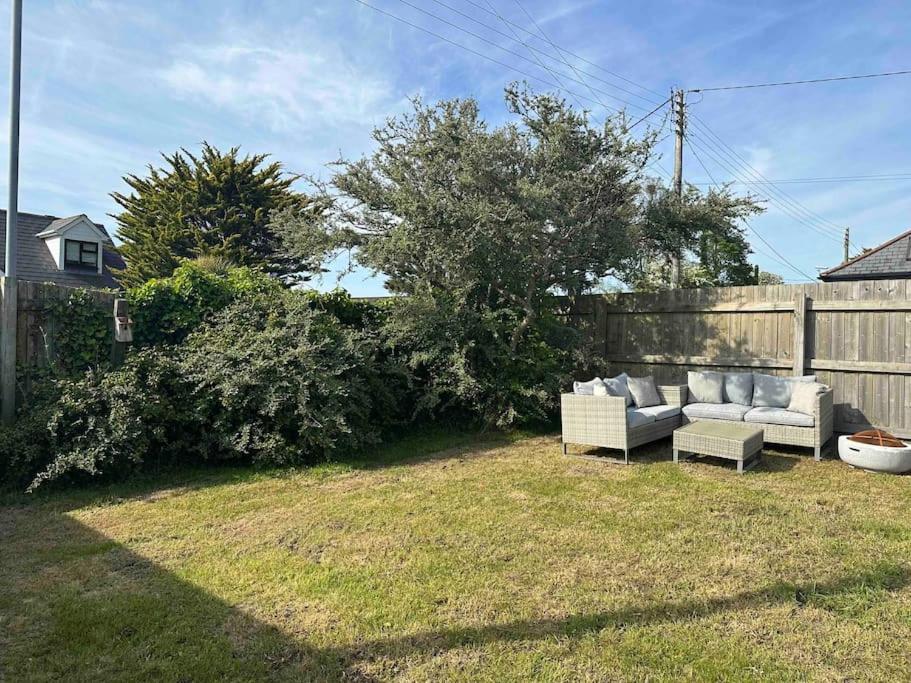 Faldouet 3 Bed Flat In Rock Holiday home *